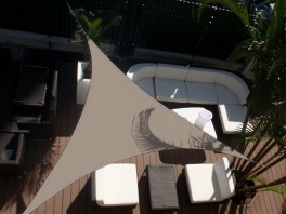 Voile d'ombrage triangle 3 x 3 x 3 m Taupe